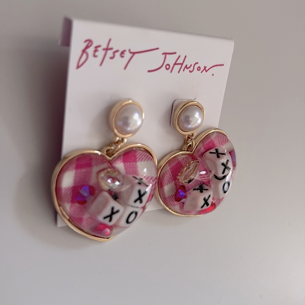 Lot of 2x NWT [Betsey Johnson] Heart Earrings & Ring Pop Keychain/Handbag Charm - Picture 10 of 16